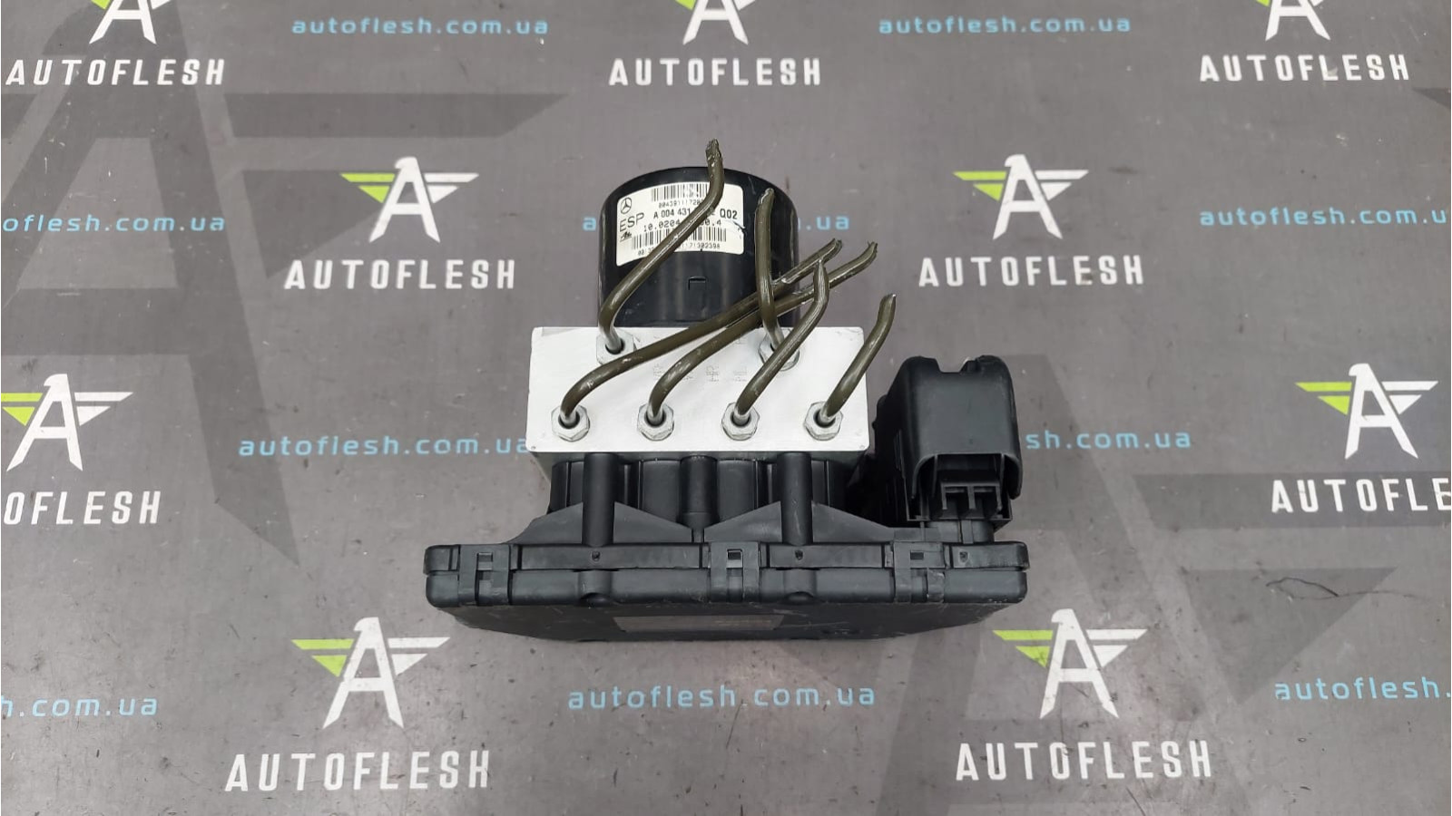 Блок ABS/ насос ABS A2035451632,  A0044310512 Mercedes C-Class W203 бу
